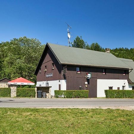 Penzion Pod Lesem Hotel Hodkovice Exterior photo